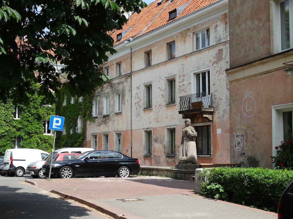 Mieszkanko Kolo Zamku Varsó Szoba fotó